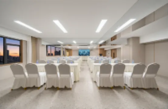 Hong Kong Aidu Holiday Hotel (Chongqing Zhongxian Zhongyi Square)