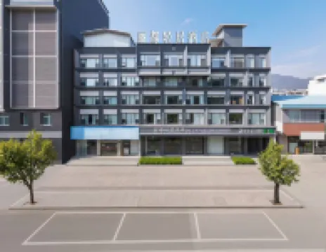 Lido Light Residence Hotel Mian ning