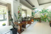 Front One Resort Yogyakarta - Desayuno