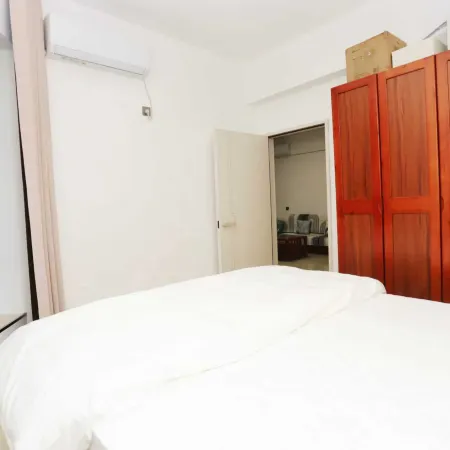 Dongfang Xingang Qihai Shiguang Homestay