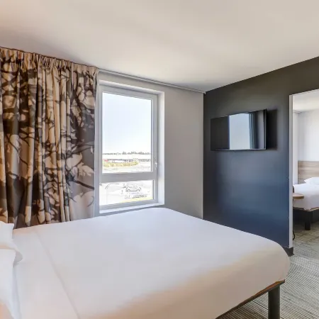 B&B HOTEL Moulins Avermes Отели в г. Аверм