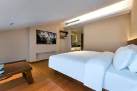 Wudangshan Wenshan Leye Homestay (Wudangshan Scenic Area Ticket Office)