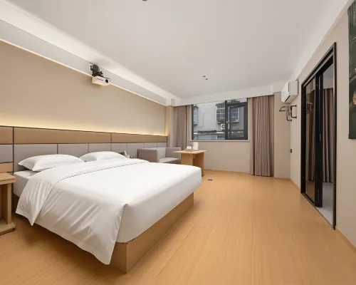 橘子水岸飯店(月亮灣夜市城店) 通山住宿飯店