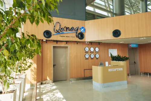 Qo'noq Capsule Hotel at Samarkand Airport - New