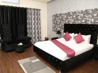 Alizay Apartments Hotels near Bagh-e-Jinnah