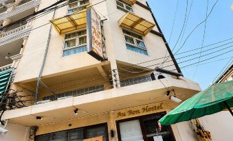 Sukhum Khaosan Au Bon Hostel