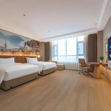 Vienna Hotel (Haiyuan County Xihu Park)