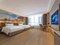 Vienna Hotel (Haiyuan County Xihu Park) - parking