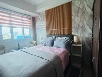 Selah MPlace Homestay Отели рядом с достопримечательностью «Павильон для мероприятий Elements at Centris»