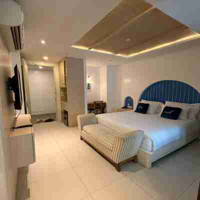 คอสต้า วิลเลจ จากุซซี่ บางเสร่ Rooms