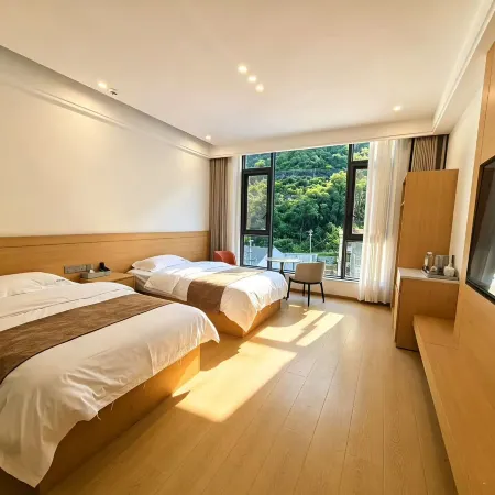 Danba Hejia Courtyard Homestay
