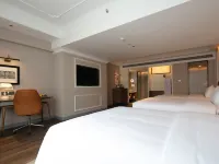 Vienna International Hotel (Yangshuo West Street Shili Gallery Branch) Hotels in Yangshuo