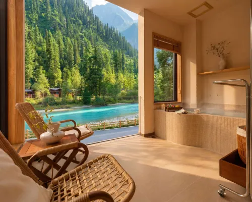 Libai | Goodnight Hot Spring Pool Mountain Lodge (Mount Siguniang Scenic Area) Hotels in Xiaojin