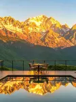 Golden Dawn·Spring Vista | Mountain View Audio-Visual Homestay, Lijiang Ancient Town - Esports