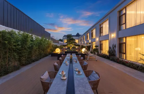 Sixth Street Inn - Riverside Retreat (Yining Branch)​ - 4-Star