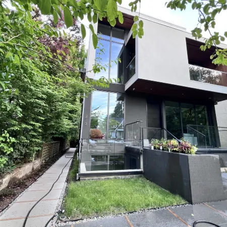 Modern house near UBC