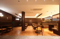 Orange Sea Resort Hotel (Qingdao Railway Station Zhanqiao) - parcheggio
