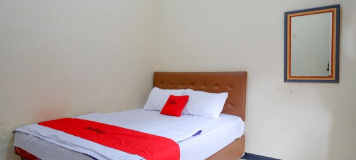 RedDoorz Near Desa Wisata Tambi Dieng Hotels in Wonosobo