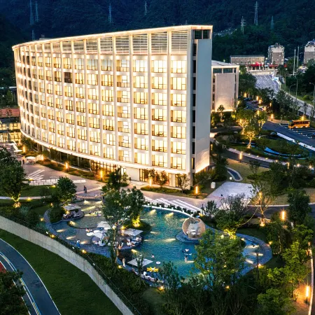 Shitai Julong Bailu Bay Hotel