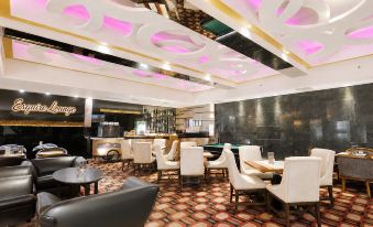 Sunlake Waterfront Resort & Convention Jakarta