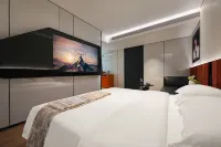 Xilemei S CENTRAL (Chongqing Jiefangbei Area Hong Ya Dong) - Gym