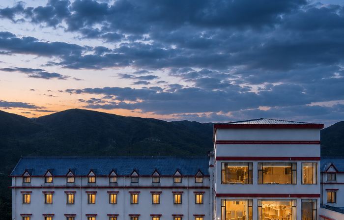REAX-C Likuan Hotel (Aba County Branch)