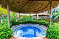 Yuxi Xinping Jia Sa Ai Lao Secret Realm Happy Valley Hotel - balneario