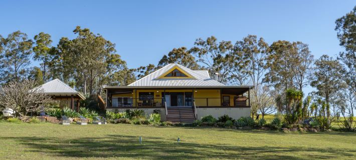 Sandalwood Vineyard Resort Hunter Valley Отели в г. Лавдейл
