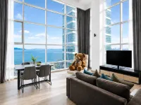 Full Seaview Loft 2BR | George Town Maritime Suite - Bãi đậu xe