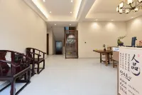 Cheng Kan · Xishan Yun She | CloudStreamRetreat Yudeng Yingxiang Huizhou-style Homestay -  Privatzimmer
