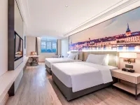 Vienna International Hotel (Chongqing Liangping High-speed Railway Station) Hotels near Liangping Airport