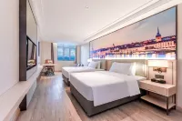Vienna International Hotel (Chongqing Liangping High-speed Railway Station) Các khách sạn gần Liangping Shimashan Amusement Park