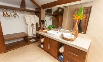 Dakak Park & Beach Resort