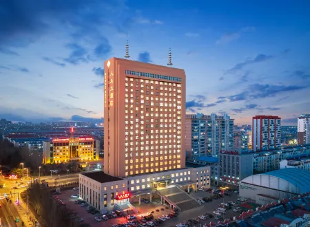 Renhe Hotel (Jianguo Road) Отели рядом со станцией Tongliao Railway Station