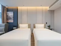 Atour Hotel (Oriental Cultural Plaza, Oriental High-Speed Railway Station) Hotels in Dongfang