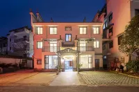 No. 30 Apartment
