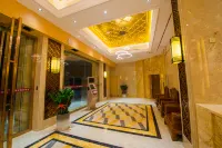 Enping Baorun Business Hotel