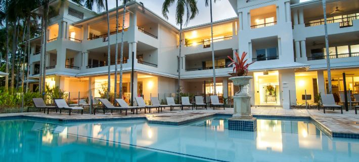 Mandalay Luxury Beachfront Apartments Hotels in Port Douglas