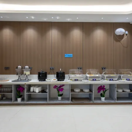 Yeste Yestour Hotel (Qinzhou Pubei Yuezhou Avenue)