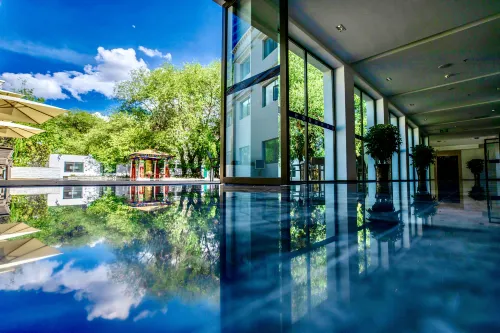 PENTSOK KANGSANG- HOTEL & RESORTS LHASA