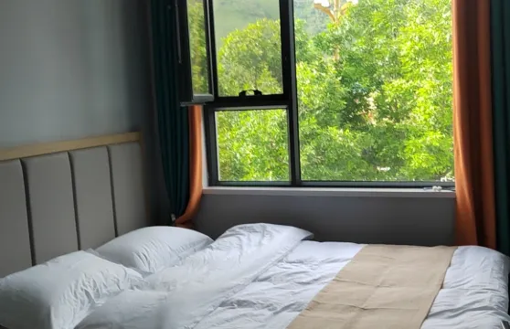 尼勒克福順賓館