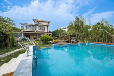 Yangcheng Lake Letu Villa Отели рядом с достопримечательностью «Пассажирская станция Куньшаньба-Сити»