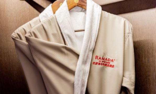 Ramada Bayonne Hotel