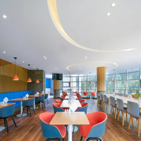 Vienna International Hotel