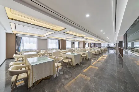 DEBON International Hotel