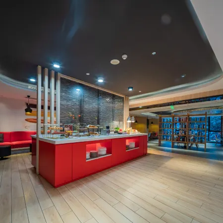 Ibis Hotel (Chengdu Taikoo Li Chunxi Road)