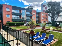 APX Parramatta Hotels in Rosehill