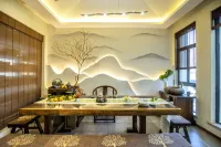 Wozaitiantaishan Dengni Guesthouse - غرفة مطلة على الجبل