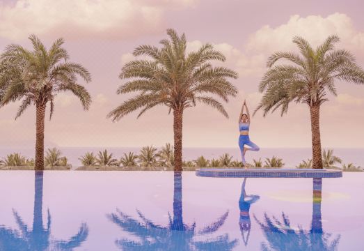 다낭 해변 야외 수영장