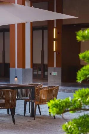 Zcst Academic Exchange Center Hotel Отели рядом с достопримечательностью «Zhuhai College of Science and Technology»